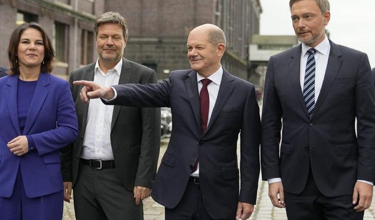 禁欲总裁强制爱，最新章节的探讨与观点论述（涉黄警示）