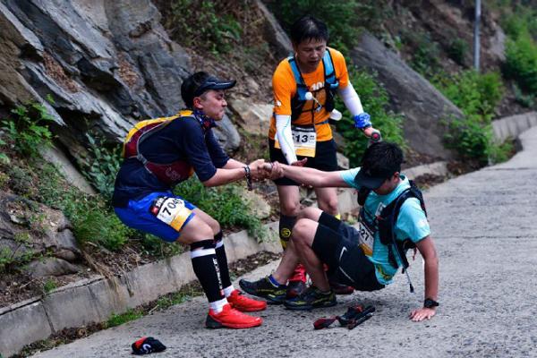 北京马拉松最新动态，温馨奔跑故事持续更新