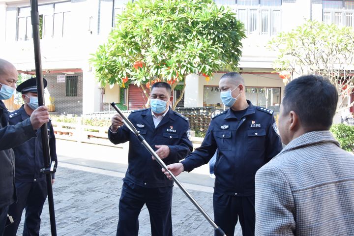 翁源公安新闻热点，小巷深处的独特风味与警务动态