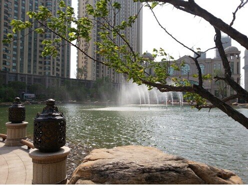 抚顺恒大华府最新动态，城市崛起与争议同步发展