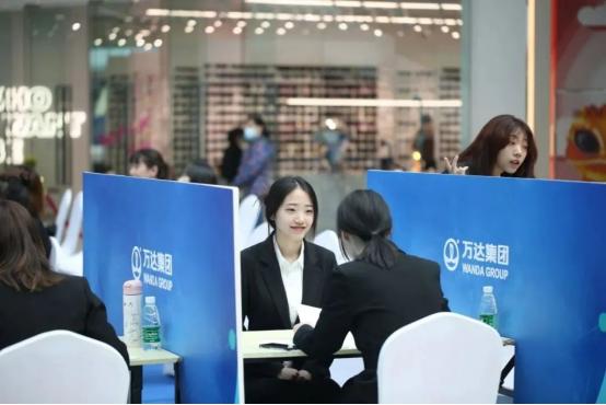 宁夏招聘会最新信息网,宁夏招聘会最新信息网，变化带来自信与成就感，我们在成长中笑对人生