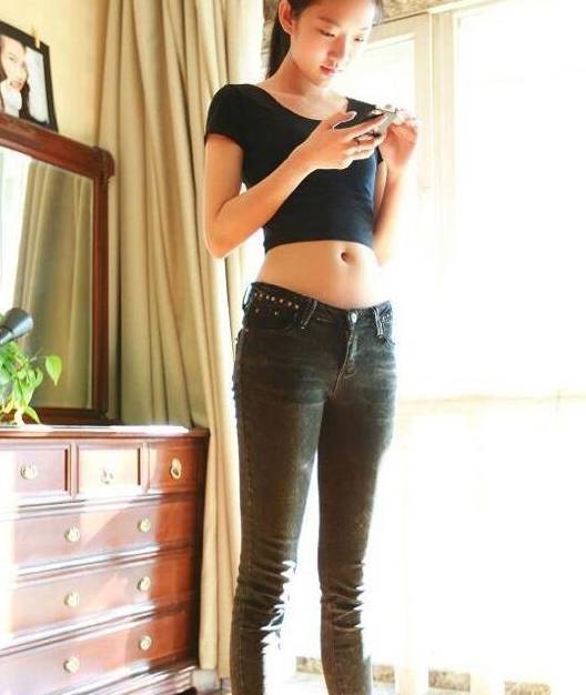 最新美女时尚潮流魅力展现