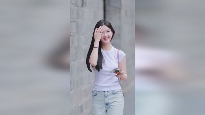 最新美女时尚潮流魅力展现