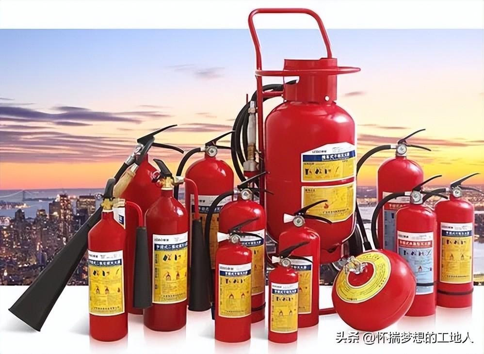 最新消防规范，守护公共安全，你我他的安全守护者🔐🚒