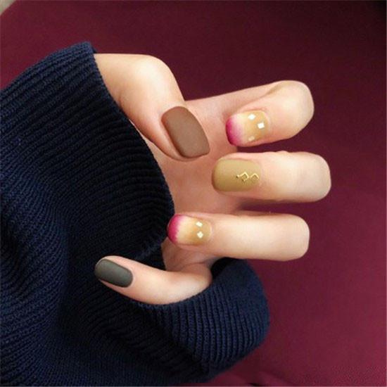 时尚潮流美甲最新款,绚丽的演绎