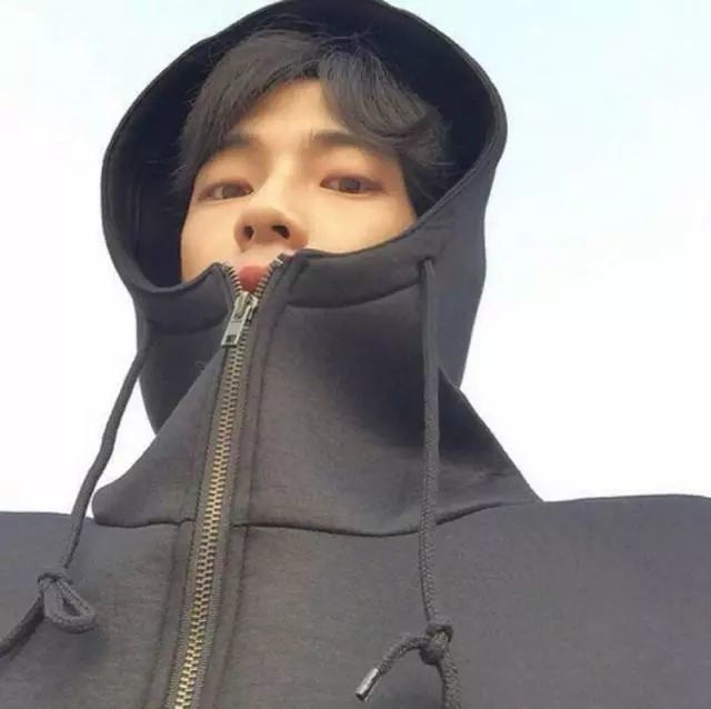 男生最新潮流头像，个性尽显，潮流必备！