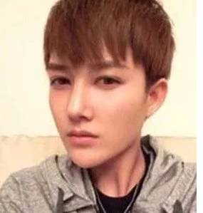 科技重塑魅力风采,最新男发型引领潮流新纪元