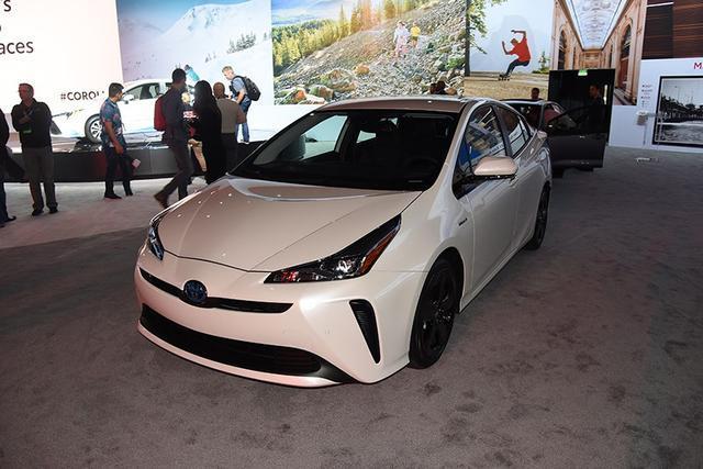 探索未知魅力,最新款丰田在小巷中的隐秘宝藏