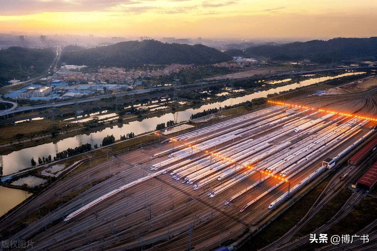 最新高铁,速度与舒适的完美融合