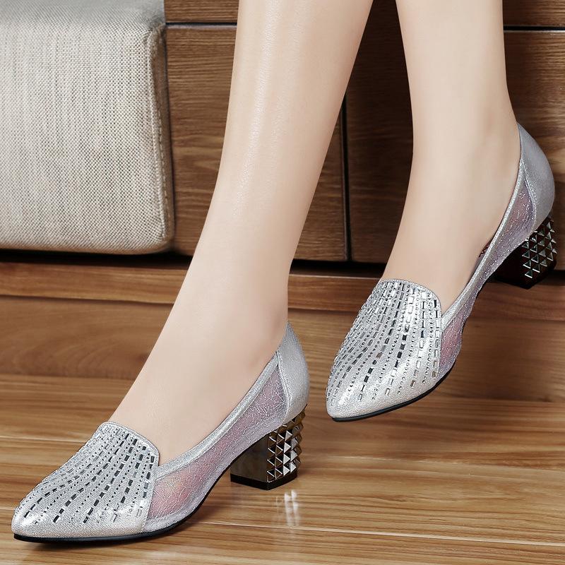 最新女鞋款式，时尚、舒适与科技的完美融合