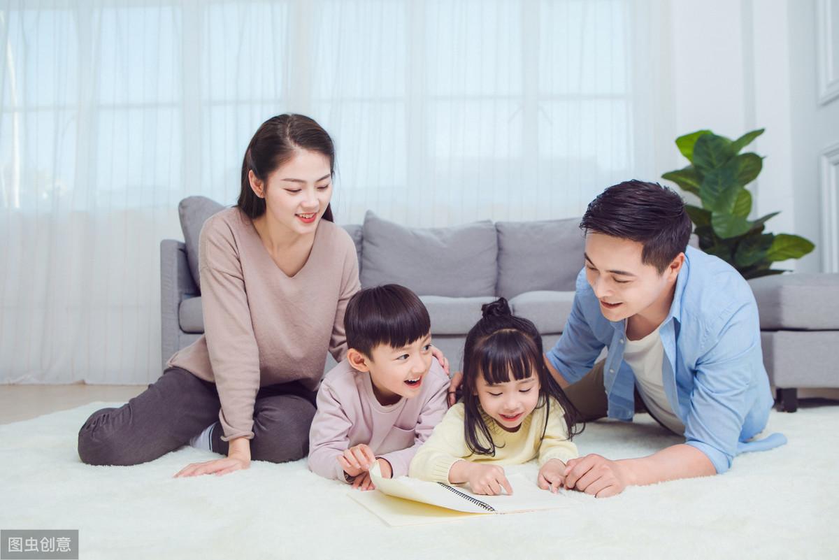 易烊千玺最新动态，力量中的变化与自信成就之旅