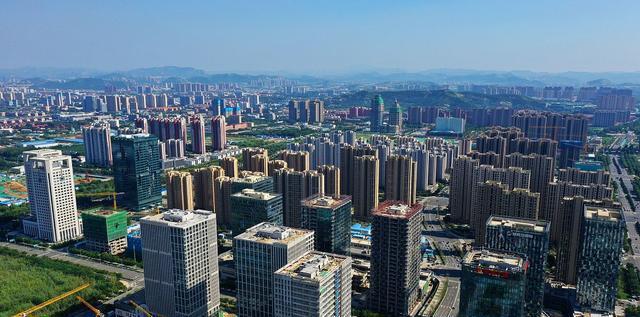 济南最新房价动态,城市变迁中的自信与成就之路