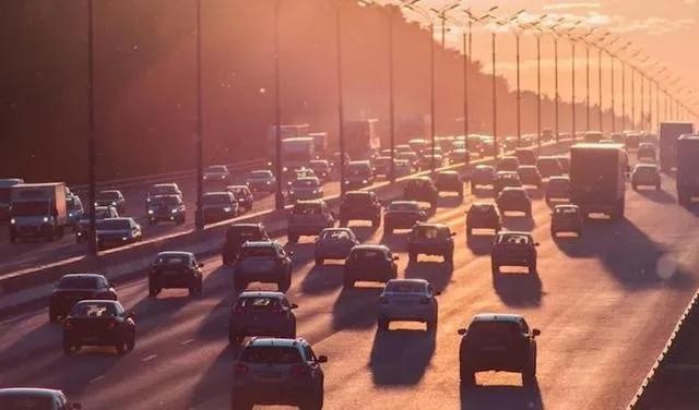 汽车最新政策引领未来励志之旅,驶向未来的汽车革新之路