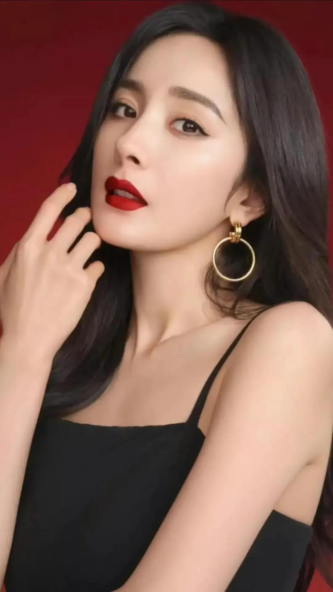 明星最新写真大放送,魅力瞬间抢先看