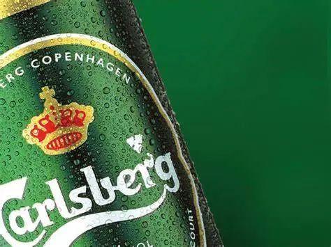 嘉士伯最新广告,一瓶啤酒的温馨时光,畅饮美好时刻