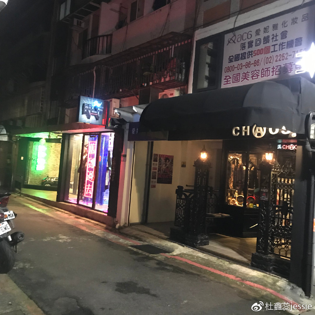 揭秘小巷隐藏宝藏,特色小店的独特魅力与最新国产下载