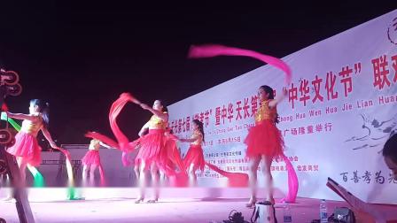 2015最新扇子舞蹈，艺术表现的革新之旅