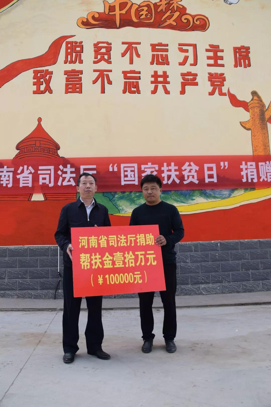 发改委最新光伏政策下的小巷探秘,隐藏的光伏特色小店