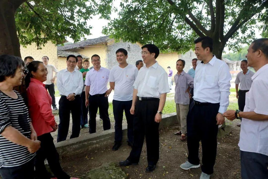 最新贴身保姆招聘启事,寻找家庭守护者,温馨伴侣在此等你