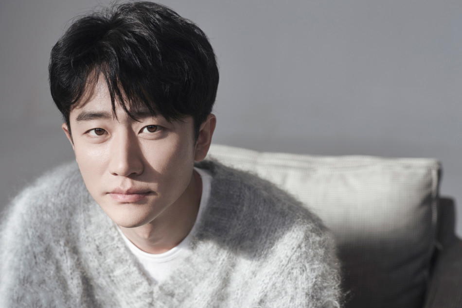 吴建豪最新自然探索之旅照片亮相,轻松感受自然美景的魅力