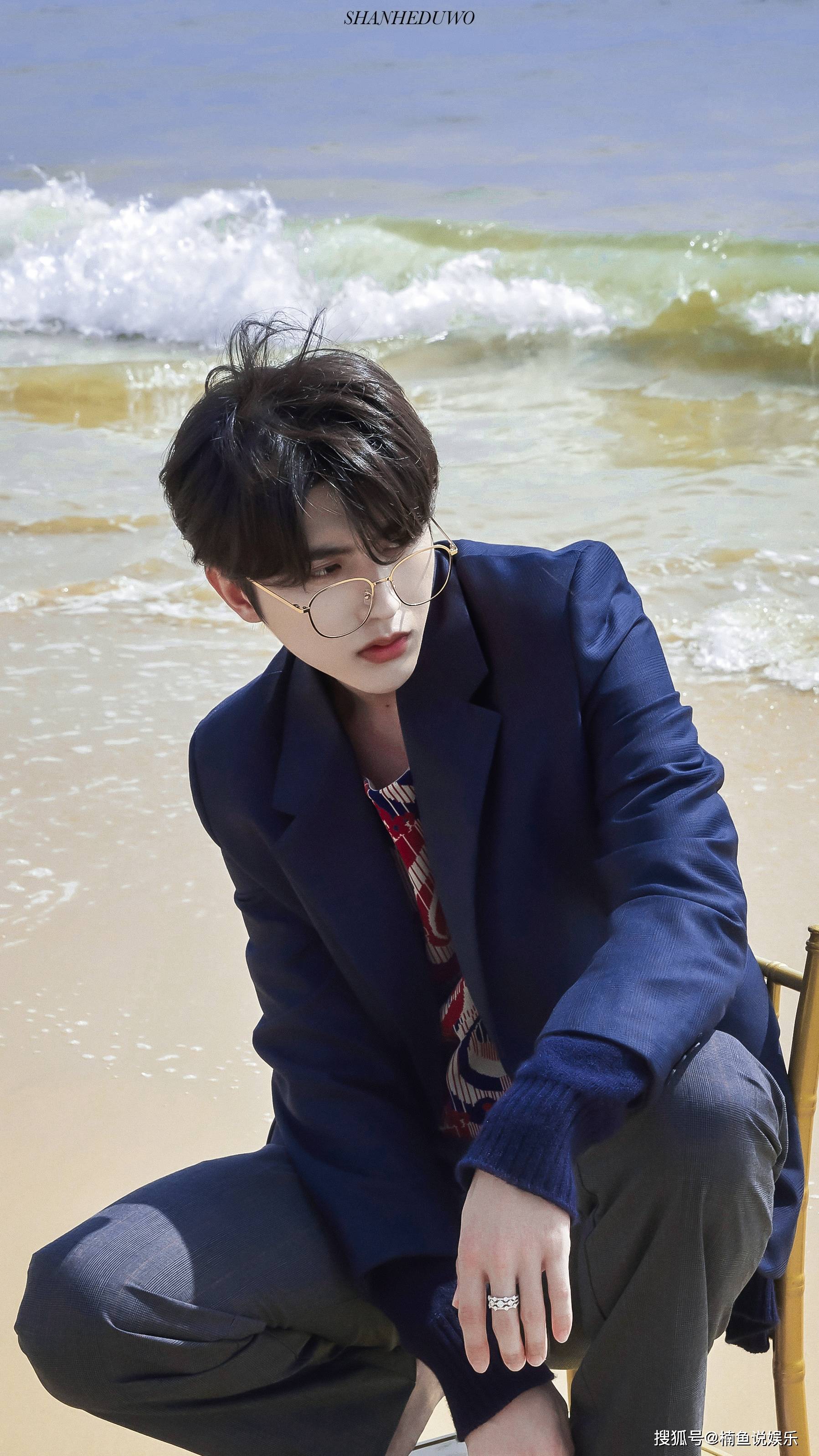 吴建豪最新自然探索之旅照片亮相,轻松感受自然美景的魅力