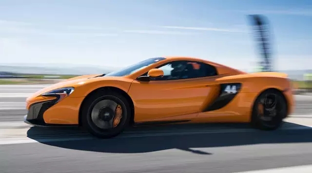 最新顶级跑车，速度与激情的完美融合！