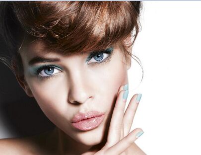 最新隆鼻术重塑自信，自信展翅高飞