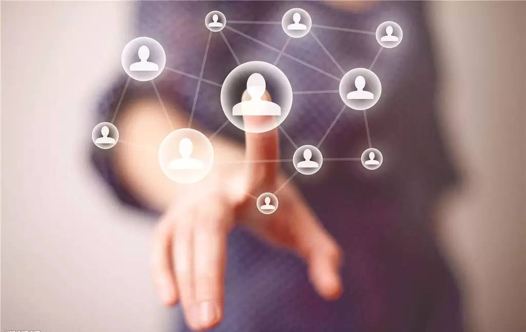 世界口吃最新研究,智能矫正器重塑自信人生之路!