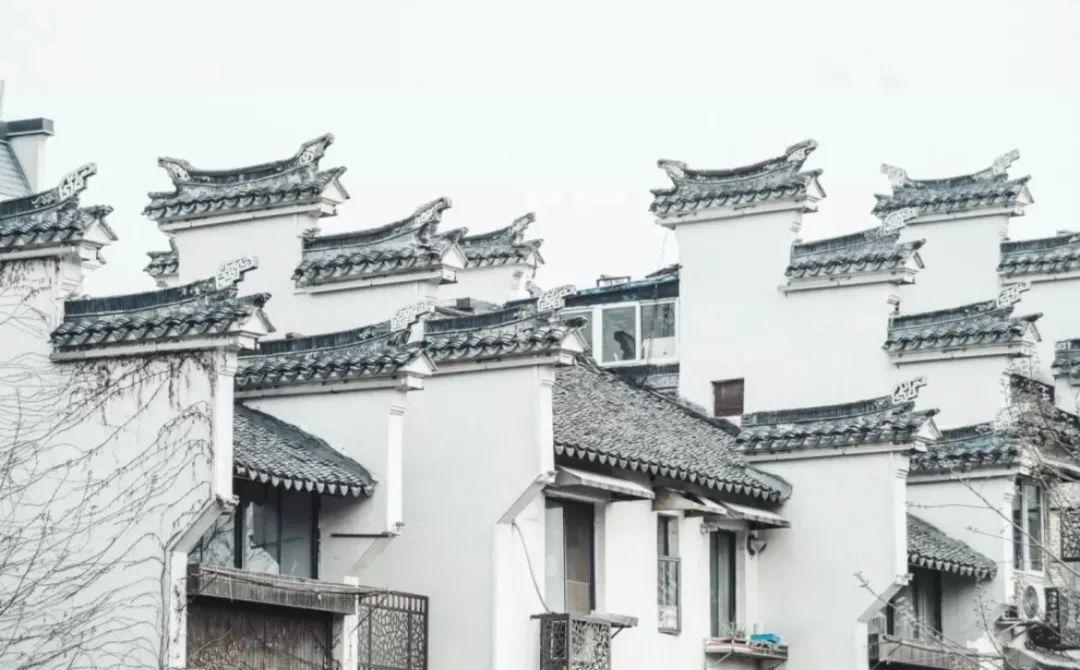 大众最新小型SUV探秘,小巷特色小店之旅