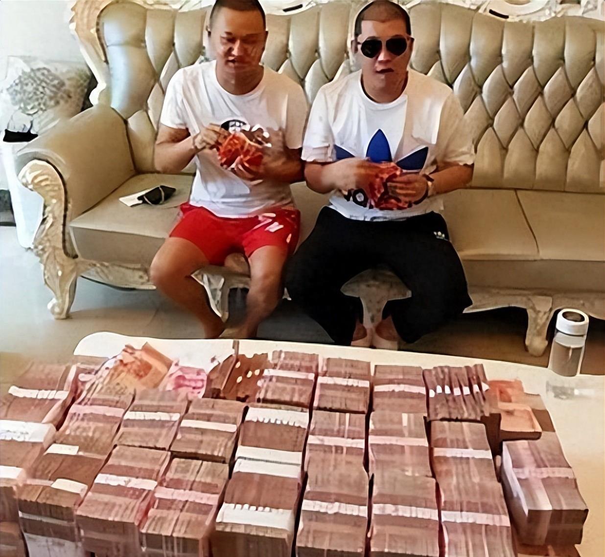 二驴最新照片揭秘，背后的故事与热议话题全解析