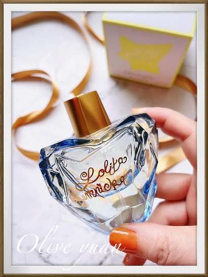 最新香水味道，瞬间散发迷人魅力的秘密！