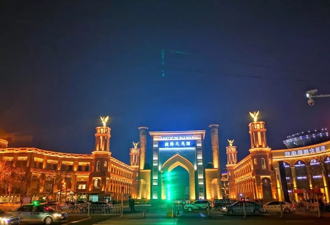 伊宁市繁华绽放，边疆明珠的魅力展现✨