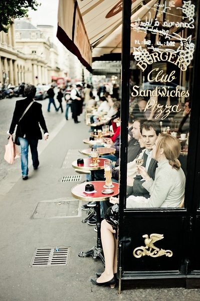 骚乱最新情况与小巷深处的惊喜,特色小店的独特魅力探索