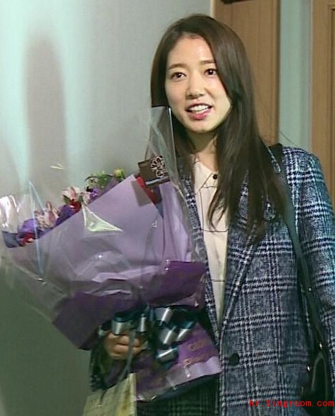 朴信惠郑容和最新动态揭秘，追踪明星动态的初学者与进阶用户指南