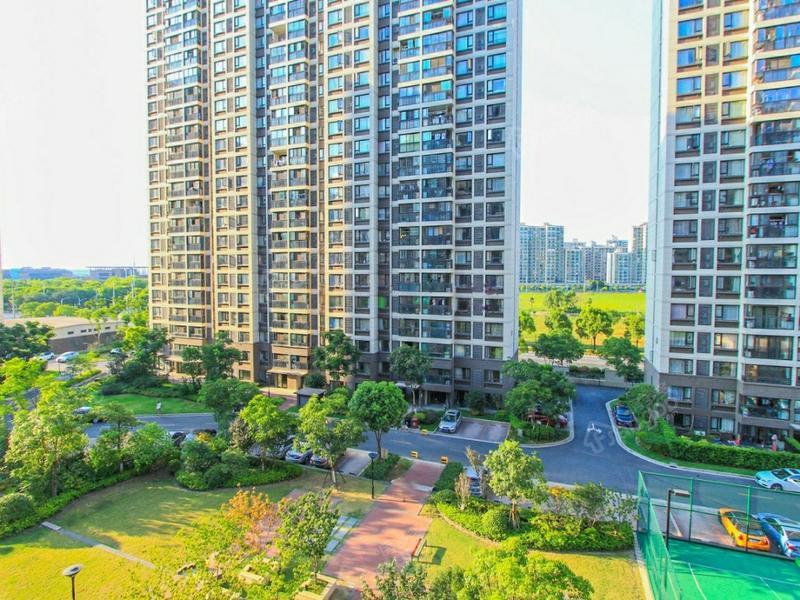 北部万科城房价揭秘，新家梦与友情交织的温馨故事