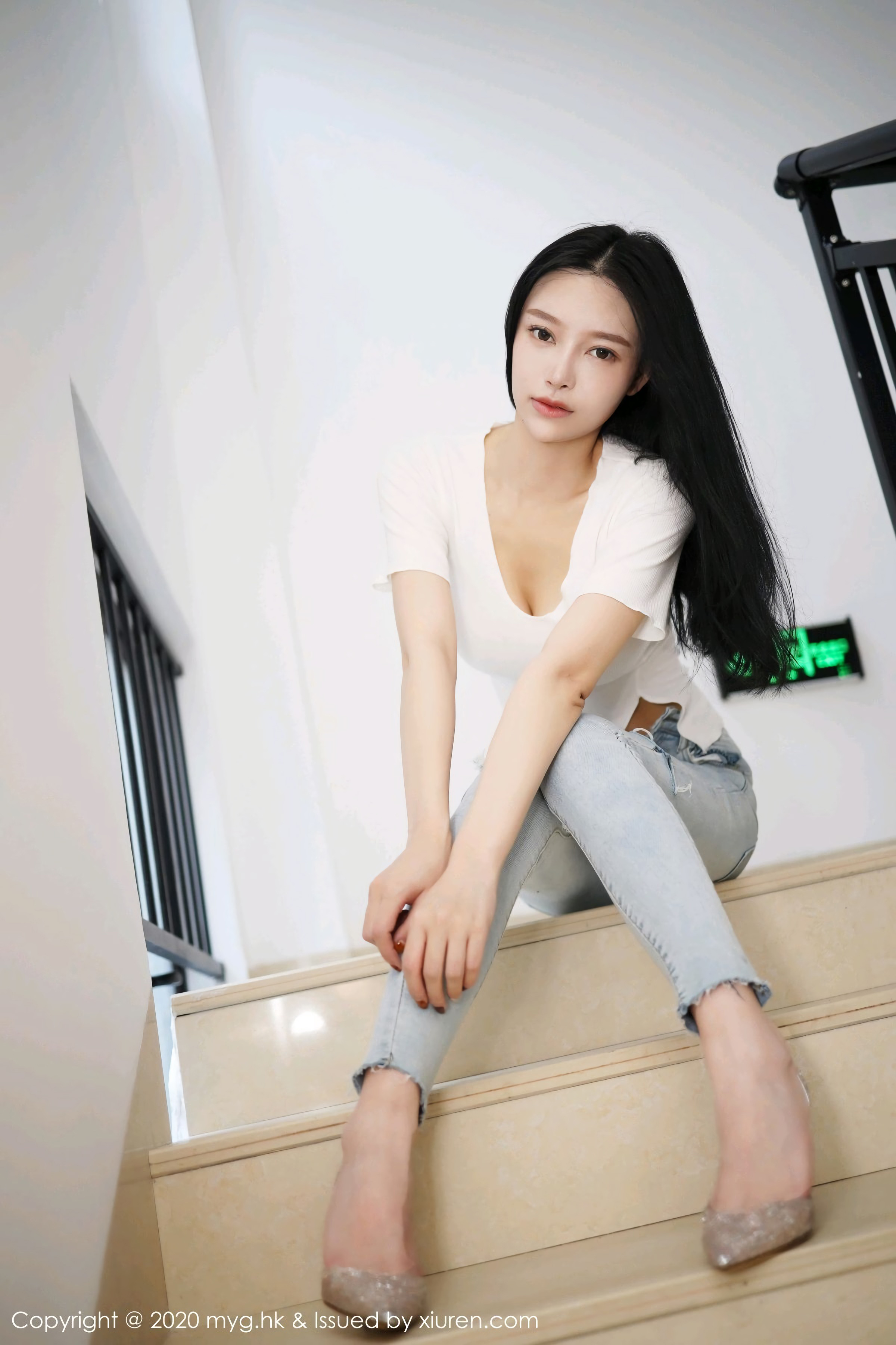 唐琪儿最新动态闪亮登场💖